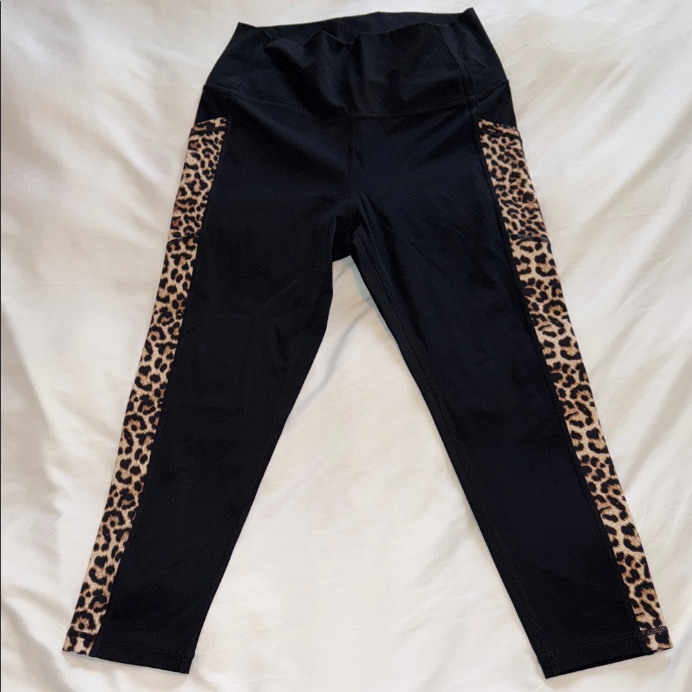 Stylish Kids Black and Leopard Print Leggings sz 6-8